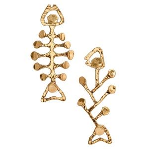 TORY BURCH • Antique Light Gold Fish Mismatched Earrings